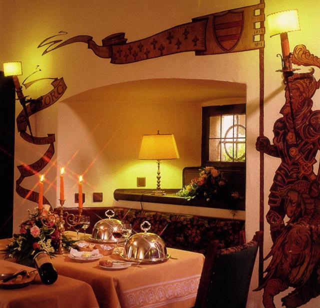 Hotel Und Restaurant Burg Schnellenberg Attendorn Eksteriør bilde