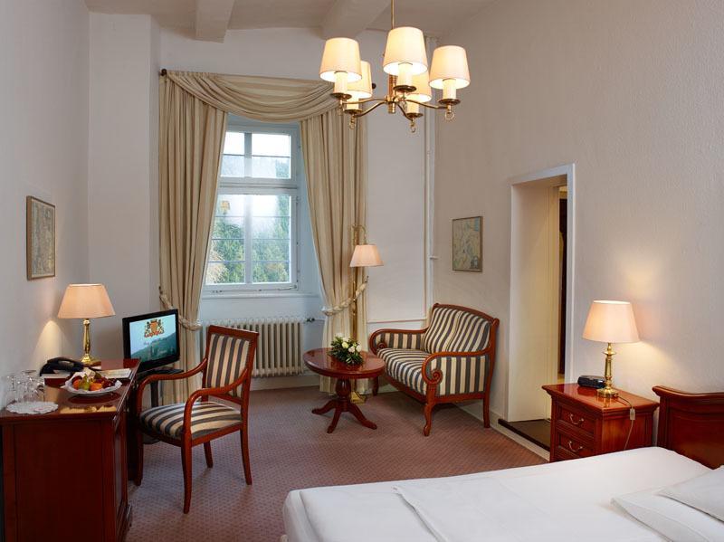 Hotel Und Restaurant Burg Schnellenberg Attendorn Eksteriør bilde
