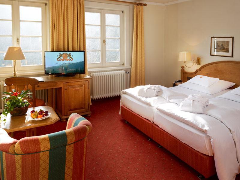 Hotel Und Restaurant Burg Schnellenberg Attendorn Eksteriør bilde