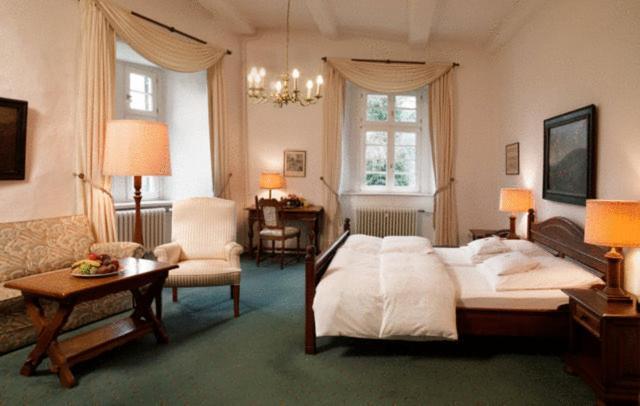 Hotel Und Restaurant Burg Schnellenberg Attendorn Eksteriør bilde