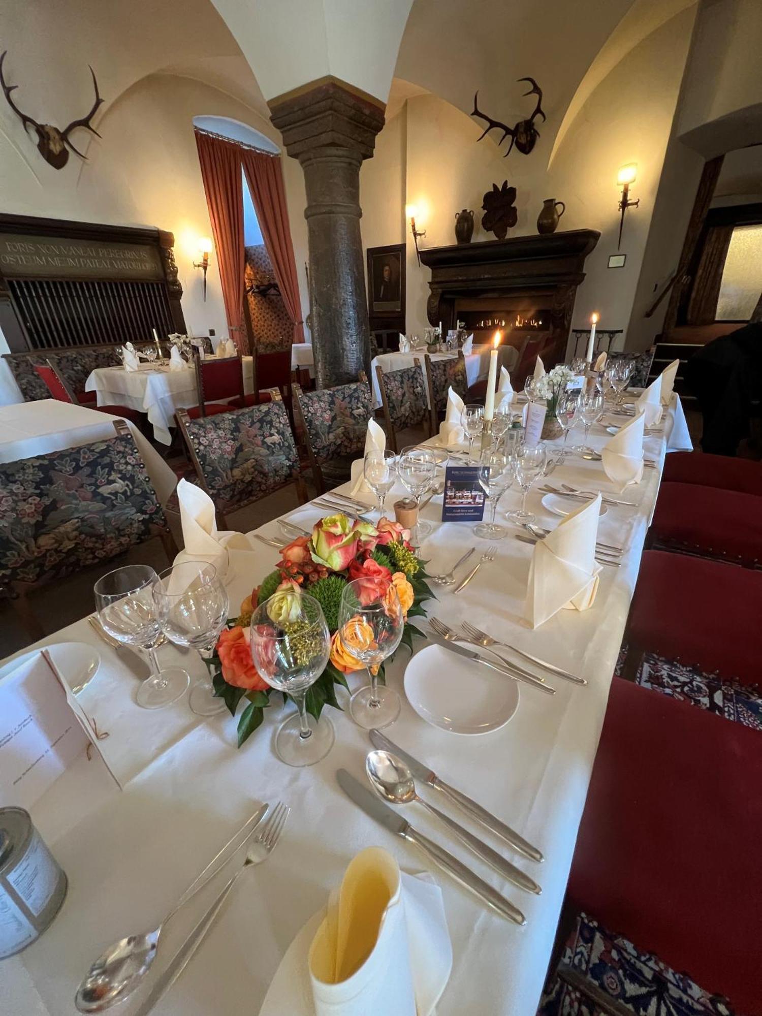 Hotel Und Restaurant Burg Schnellenberg Attendorn Eksteriør bilde